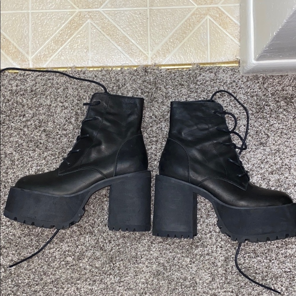 Choke boot UNIF